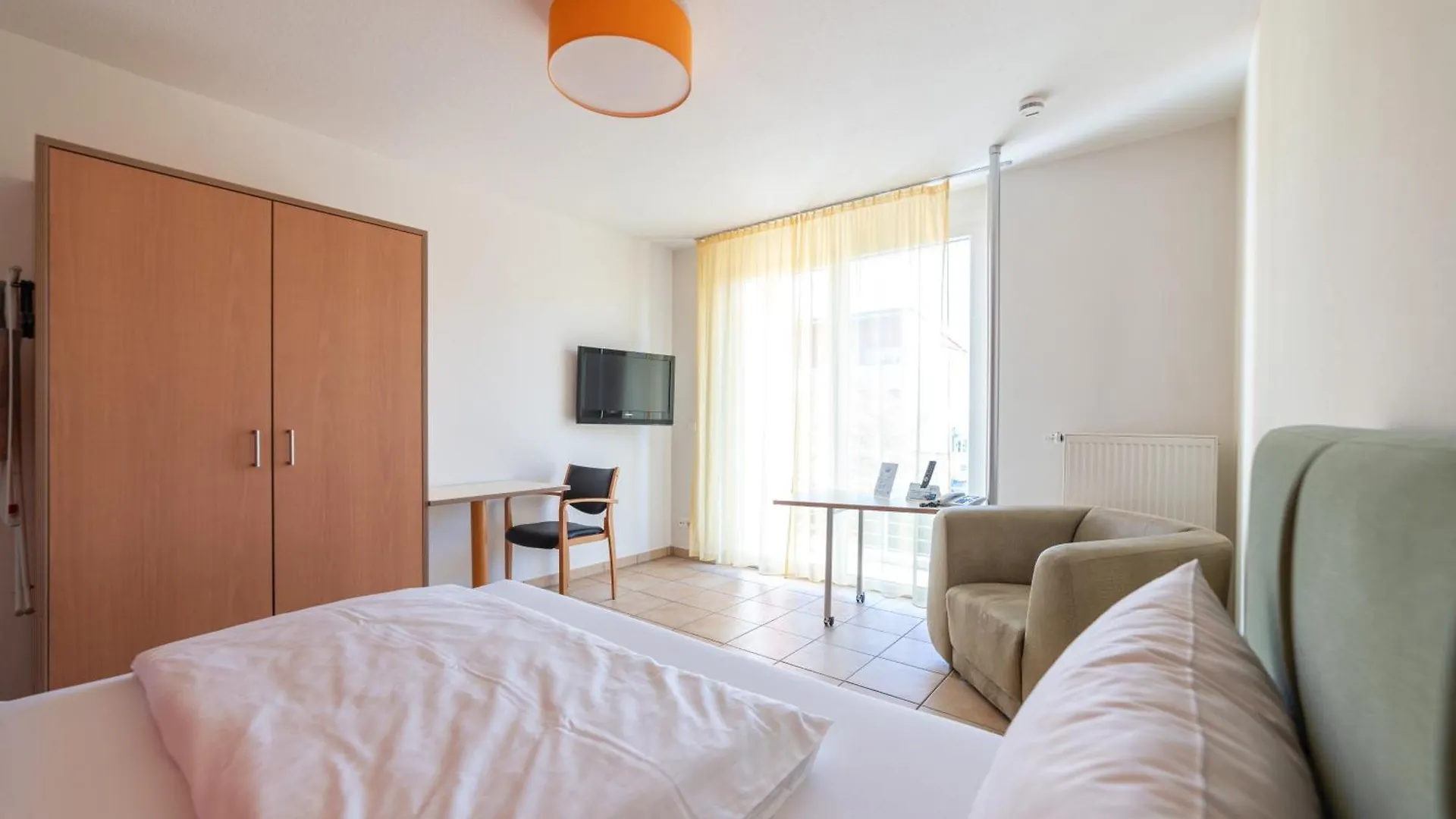 *** Apart Otel Med Apart Erlangen Almanya